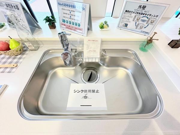 横浜市金沢区釜利谷西３丁目の新築一戸建