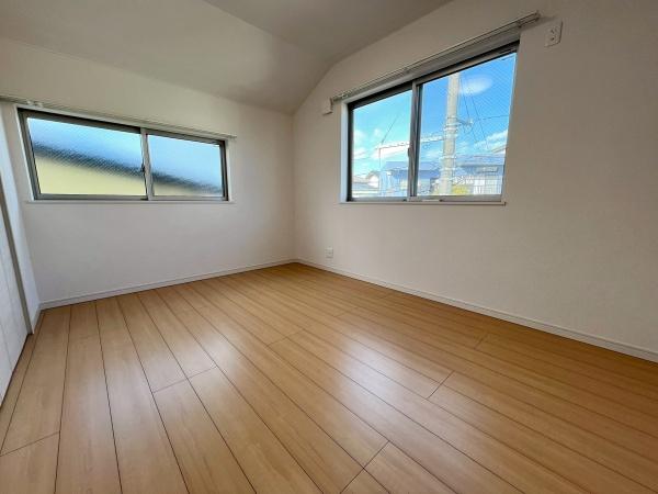横浜市磯子区杉田８丁目の中古一戸建て
