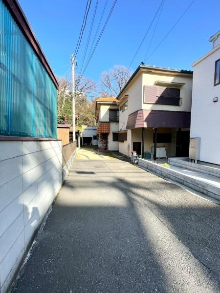 横浜市保土ヶ谷区岩井町　古屋付き売地