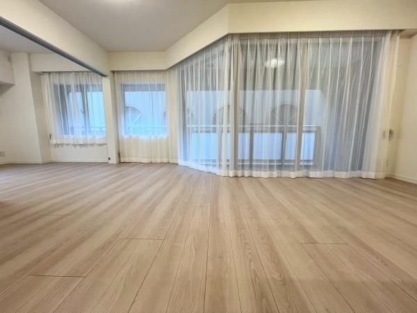 ミオカステーロ横濱関内