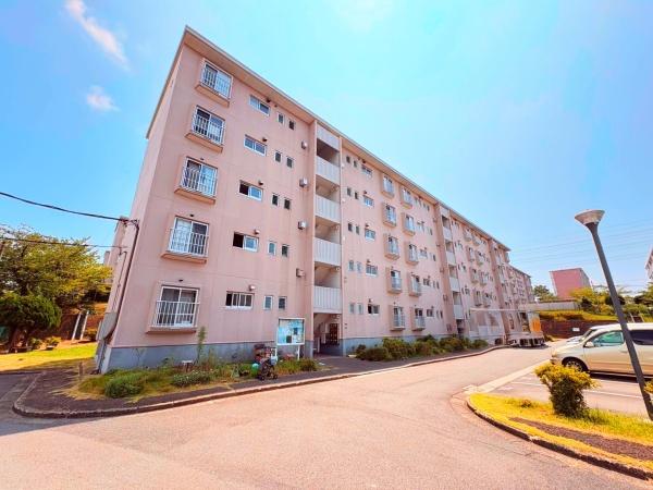 上郷西ヶ谷団地３号棟