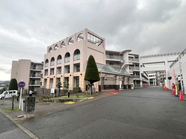 ライオンズヒルズ本郷台伍番館