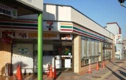 ヒルサイドコーポ(セブンイレブン横浜西大口店)