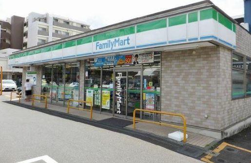 三ツ沢上町パークホームズ弐番館(ファミリーマート横浜片倉町店)
