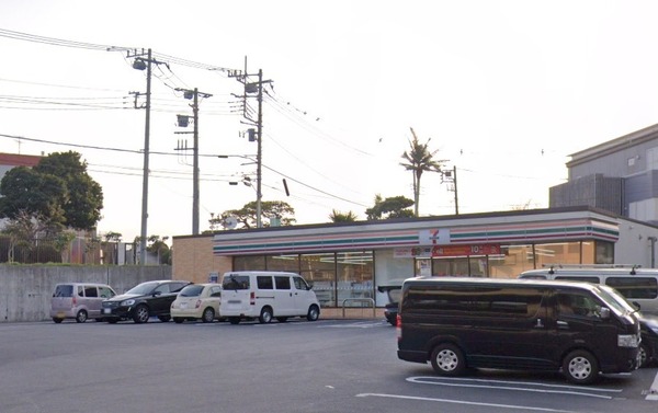 若葉台団地４－１号棟(セブンイレブン横浜大和バイパス店)