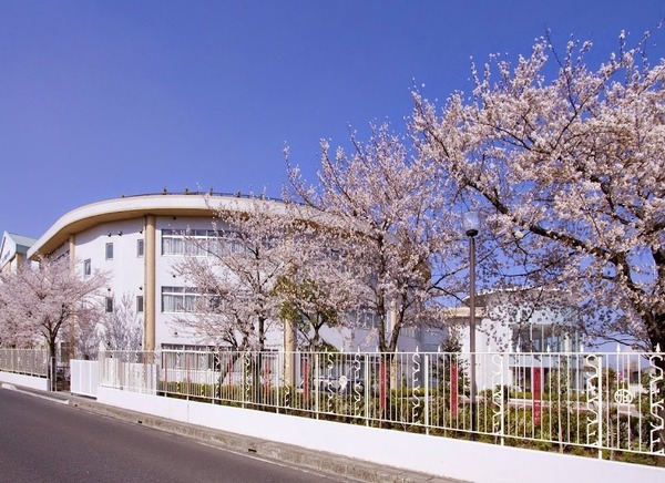 さいたま市見沼区東大宮１丁目の中古一戸建て(私立さとえ学園小学校)