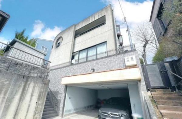 茨木市北春日丘３丁目の中古一戸建