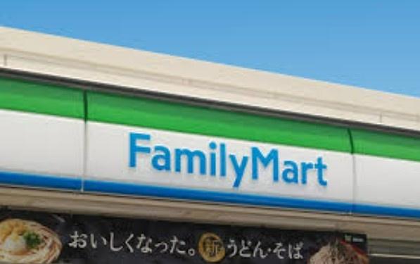茨木市西福井１丁目の中古一戸建て(ファミリーマート茨木警察病院前店)