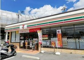 高槻ガーデンハウス(セブンイレブン高槻土室町北店)