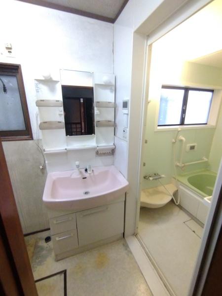 茨木市丑寅2丁目　中古戸建