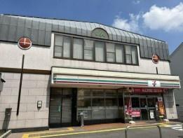 アーバニス千里丘プラティーク　８階(セブンイレブン摂津鳥東一津屋店)