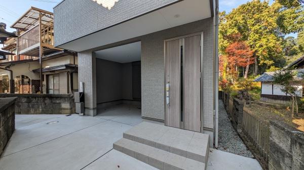 茨木市郡３丁目の新築一戸建