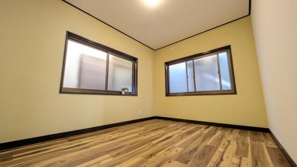 茨木市東奈良１丁目の中古一戸建て