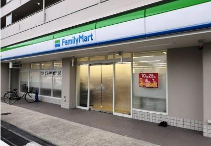 シャンボール茨木　２階(ファミリーマート吹田青葉丘店)