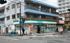 南茨木駅前ハイタウンＫ棟(ファミリーマート茨木天王店)
