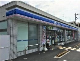 アーク茨木　３階(ローソン茨木上郡二丁目店)