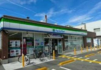 茨木市庄２丁目の中古一戸建て(ファミリーマート茨木中総持寺店)