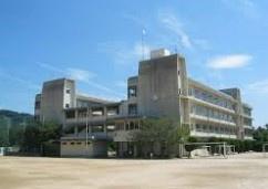茨木市山手台３丁目の中古一戸建て(茨木市立北陵中学校)