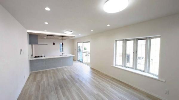 枚方市茄子作北町　中古戸建