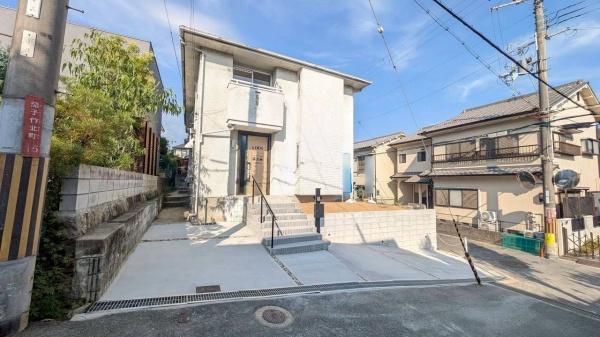 枚方市茄子作北町　中古戸建