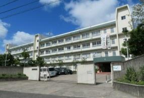 茨木市太田３丁目の中古一戸建て(茨木市立太田中学校)