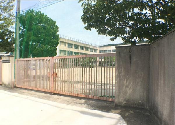 朝日プラザイーストスクエア(東大阪市立孔舎衙小学校)
