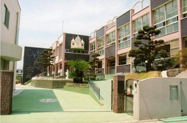神戸市垂水区歌敷山４丁目の中古一戸建て(認定こども園霞ヶ丘幼稚園)