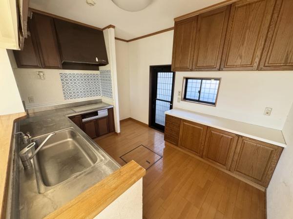 野洲市西河原の中古一戸建て