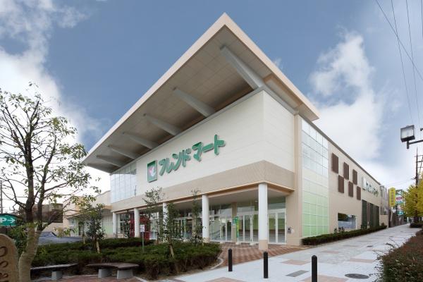 栗東市川辺の新築一戸建(フレンドマート栗東店)