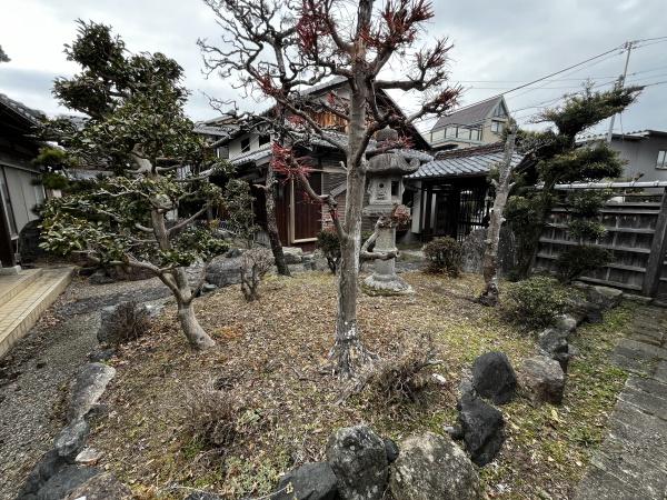野洲市八夫の中古一戸建