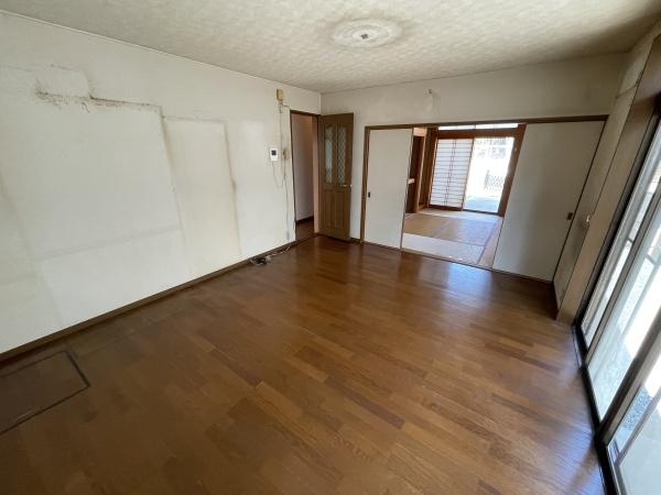 守山市小島町の中古一戸建て