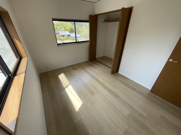 栗東市下戸山の中古一戸建て