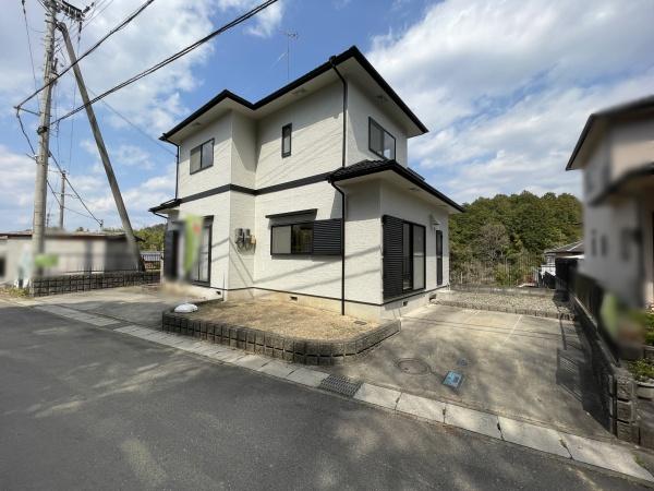 栗東市下戸山の中古一戸建