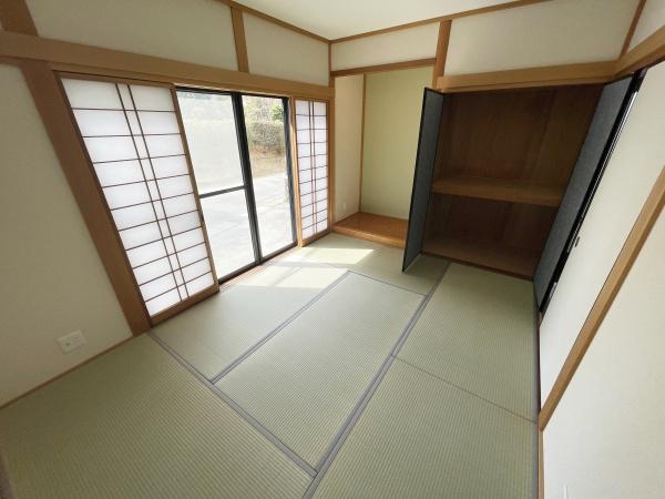 栗東市下戸山の中古一戸建て