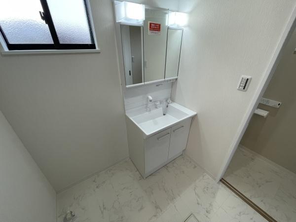 守山市守山３丁目の新築一戸建