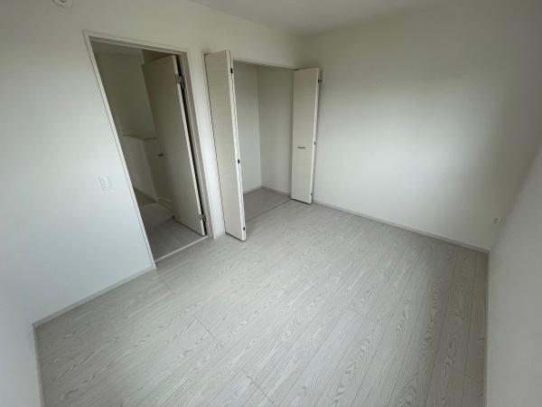 草津市野村４丁目の新築一戸建