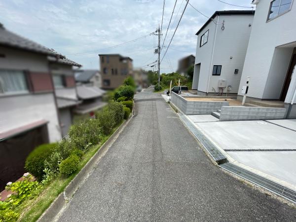 草津市野村４丁目の新築一戸建