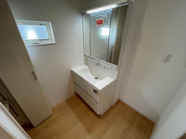野洲市上屋の中古一戸建