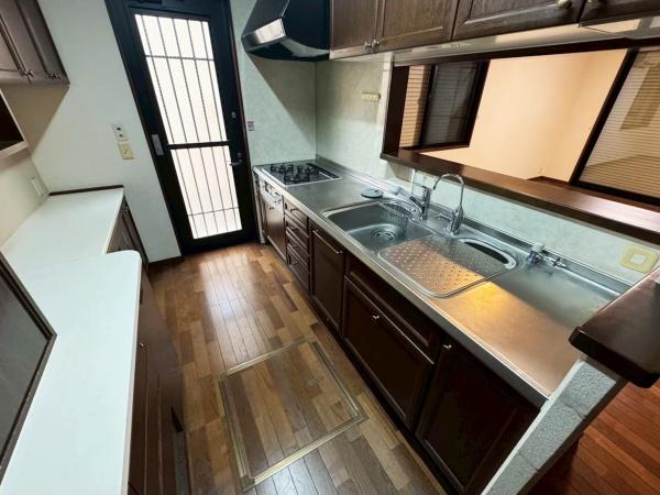 大津市池の里の中古一戸建