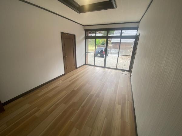 栗東市下戸山の中古一戸建て