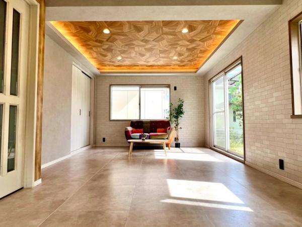 守山市二町町の中古一戸建