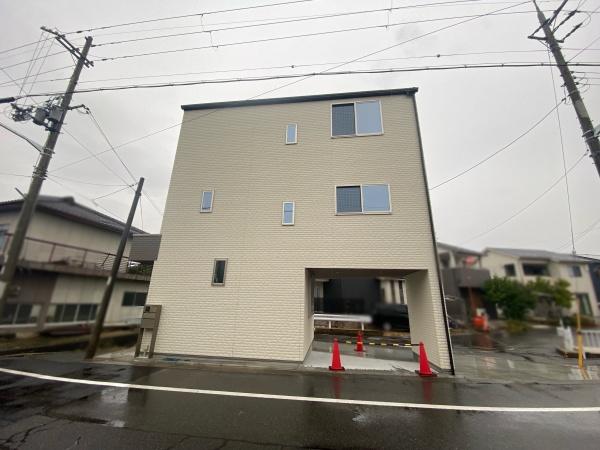 守山市浮気町の新築一戸建