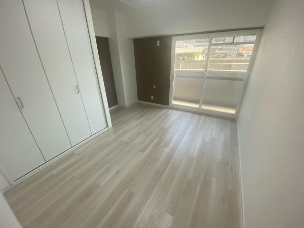 シャルマンコーポ草津(洋室)