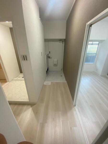 シャルマンコーポ草津(玄関)