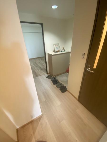 コスモ守山5番館(玄関)