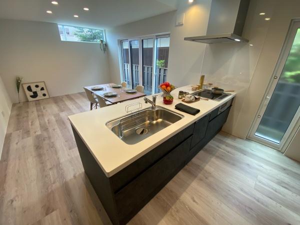 草津市矢倉１丁目の中古一戸建て