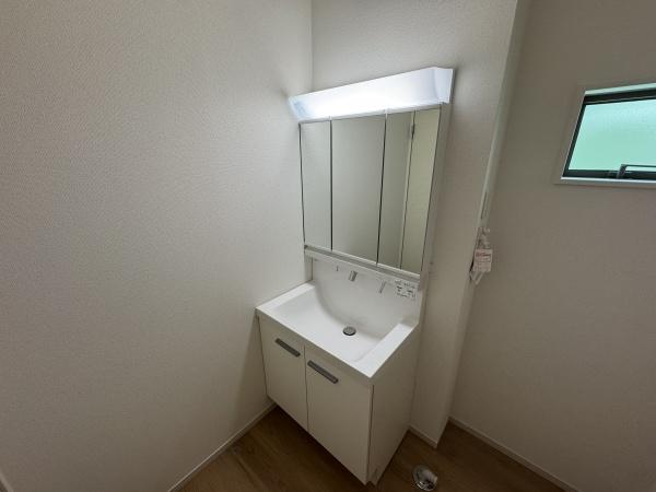 守山市荒見町の新築一戸建