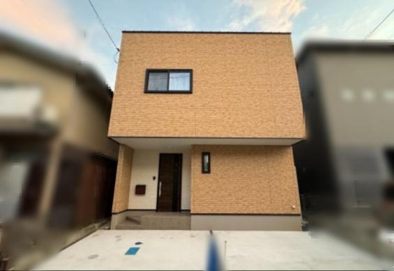 野洲市栄の中古一戸建