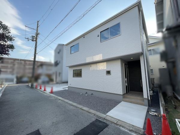 草津市草津４丁目の新築一戸建