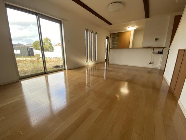 野洲市比留田の中古一戸建